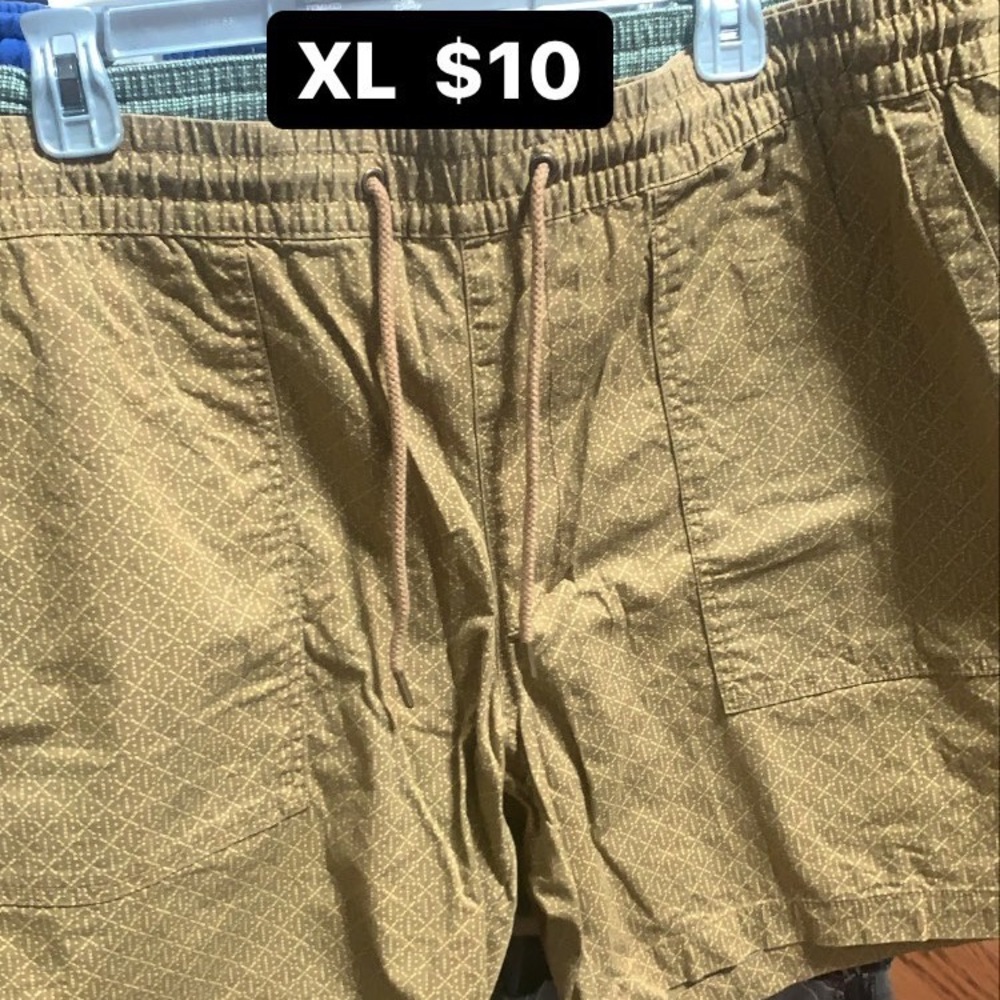 Khaki Diamond Pattern Shorts